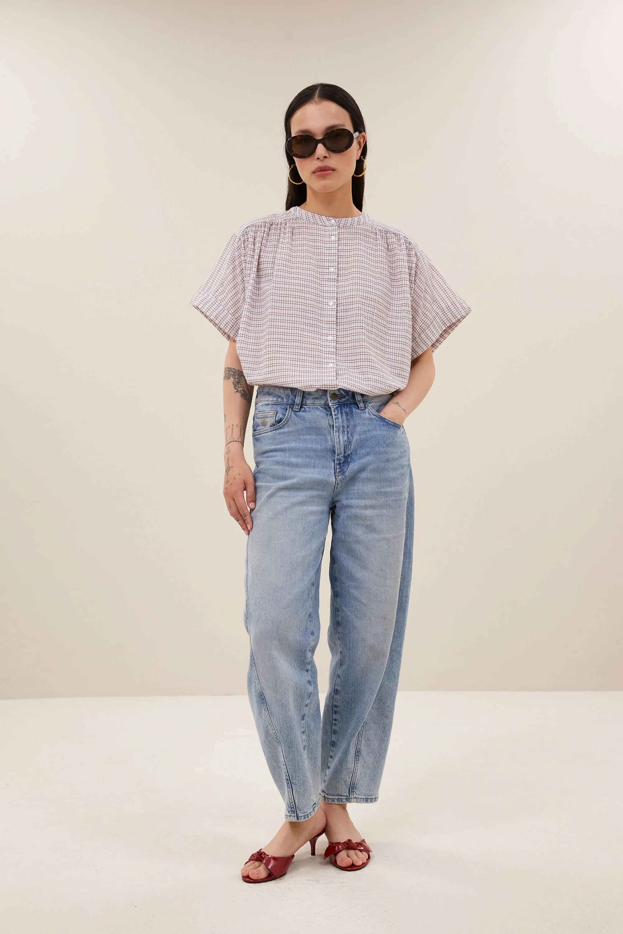 begum jeans | light denim - Image 4