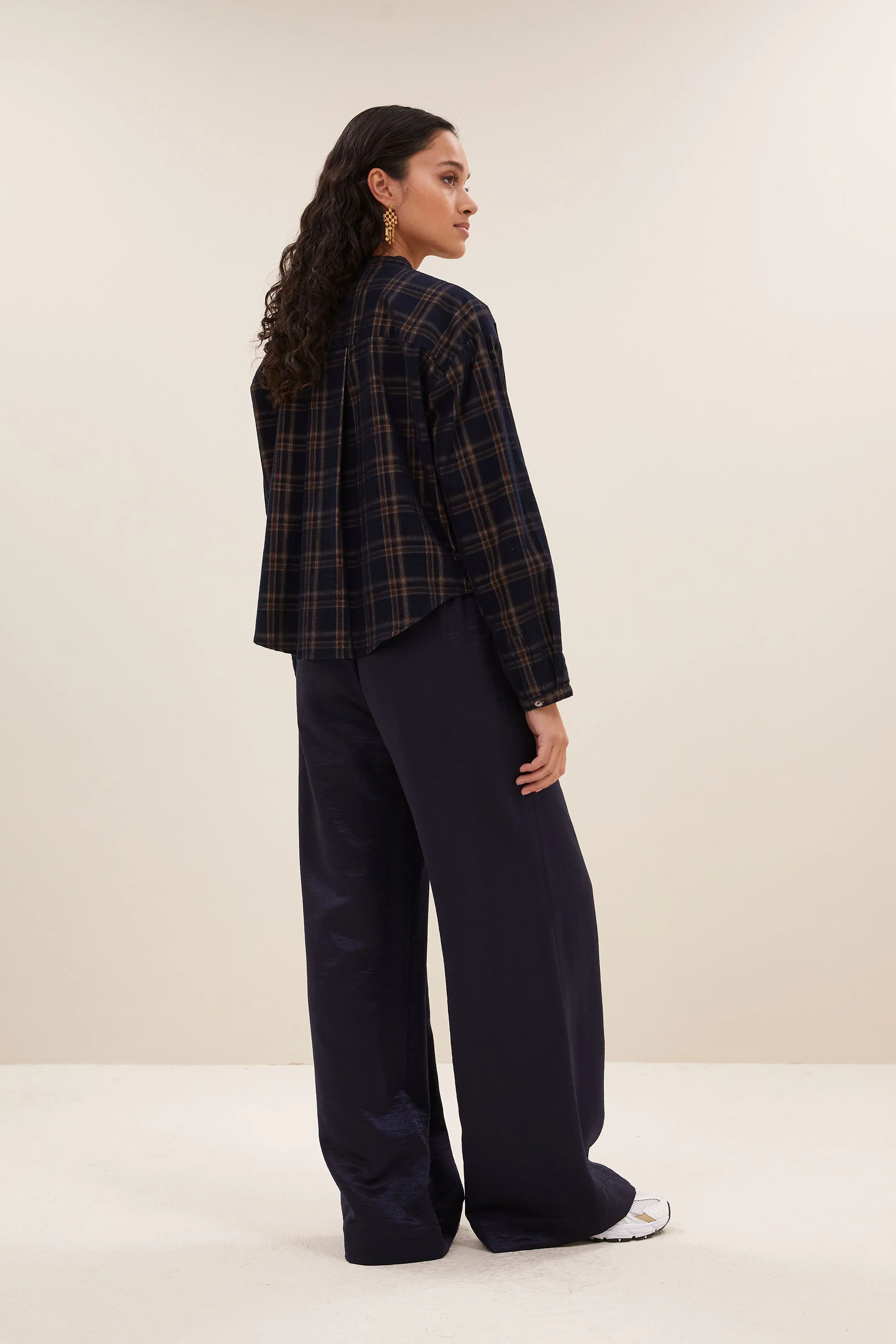 dean check blouse | oak check - Image 4