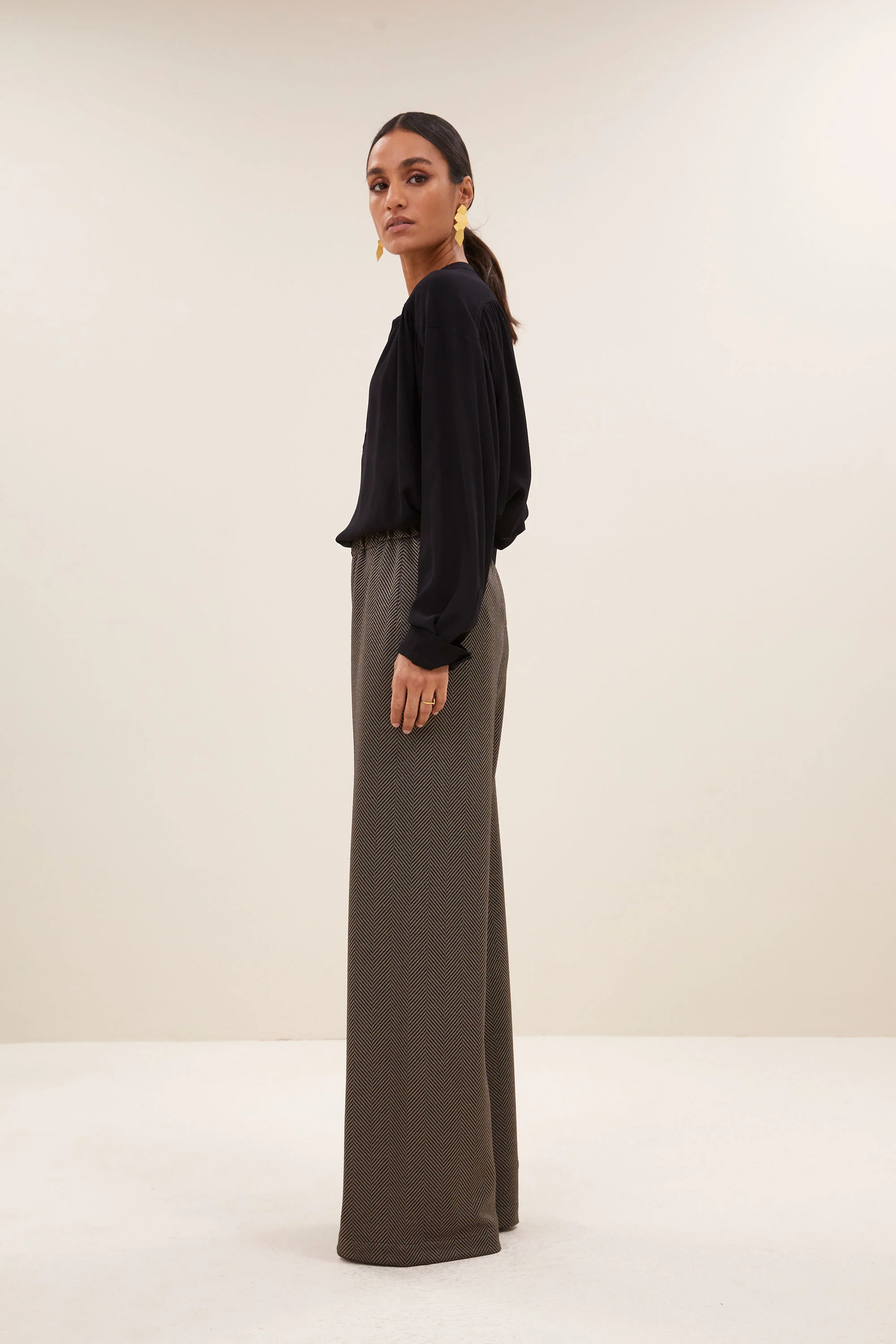 lissa herringbone pants | biscuit - Image 3