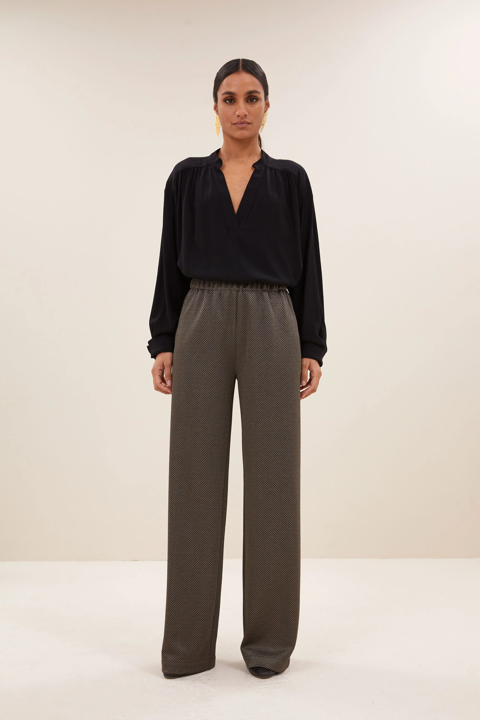 lissa herringbone pants | biscuit - Image 4