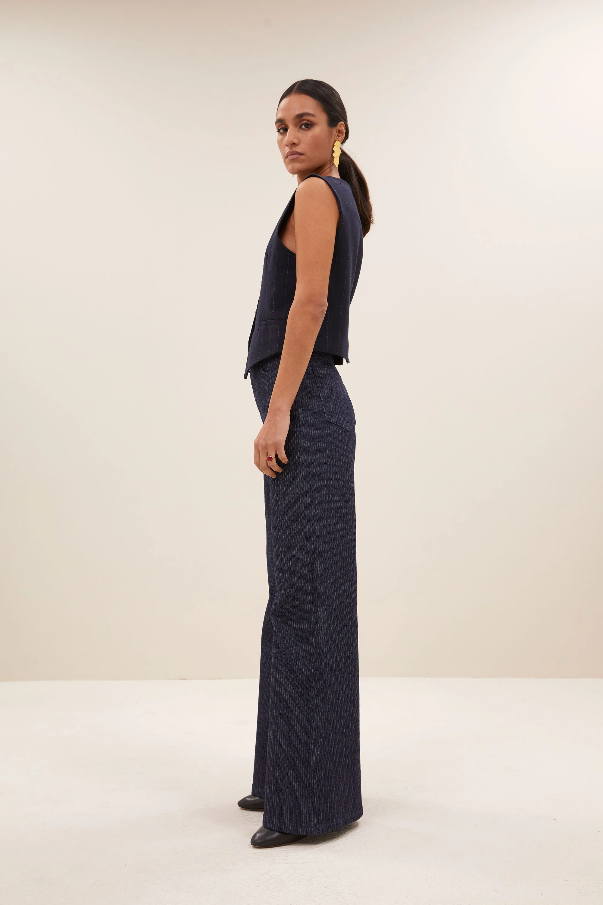 lynn sparkle gilet | navy lurex stripe - Image 3