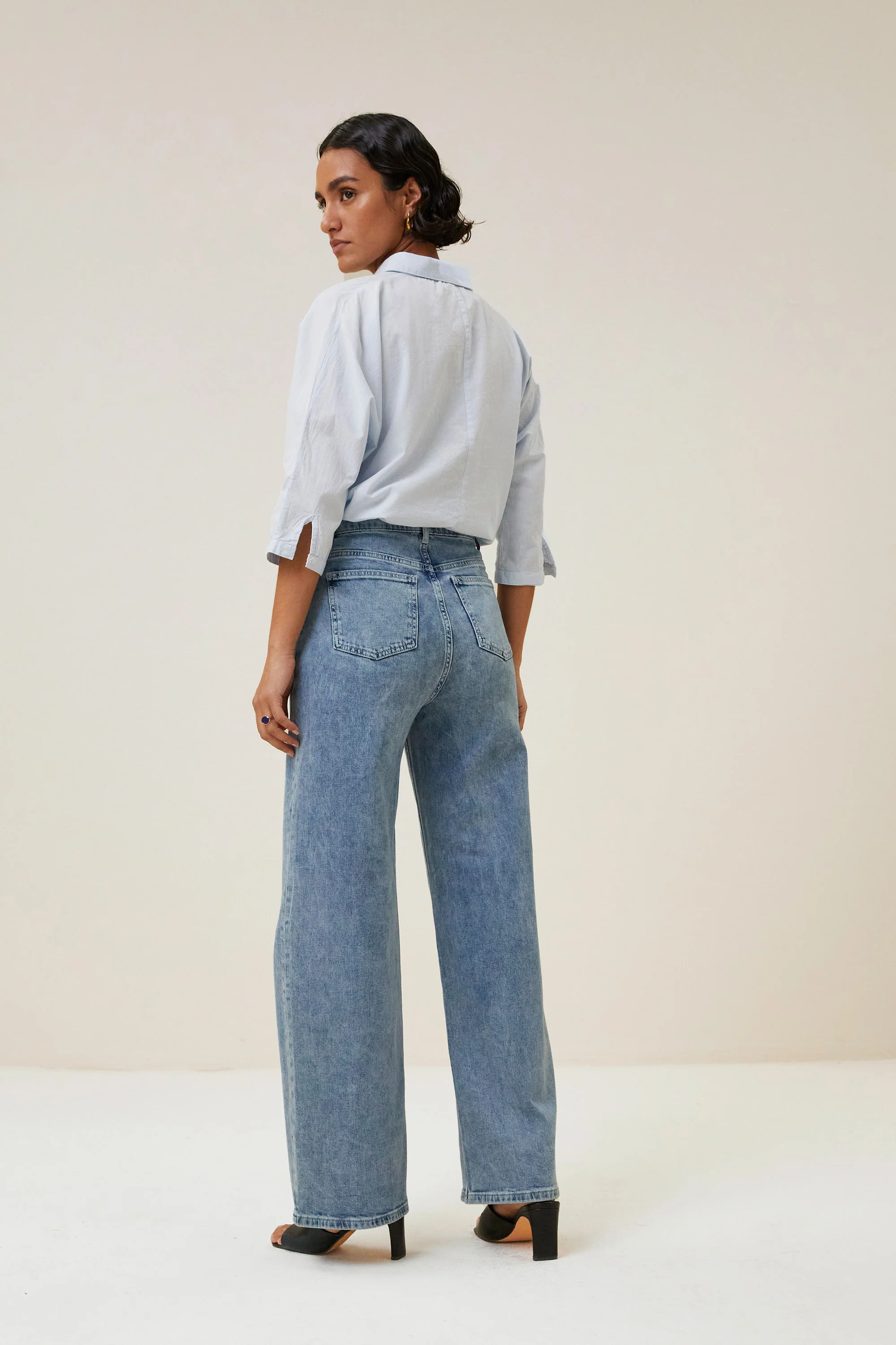 norel chambray blouse | light blue - Image 4