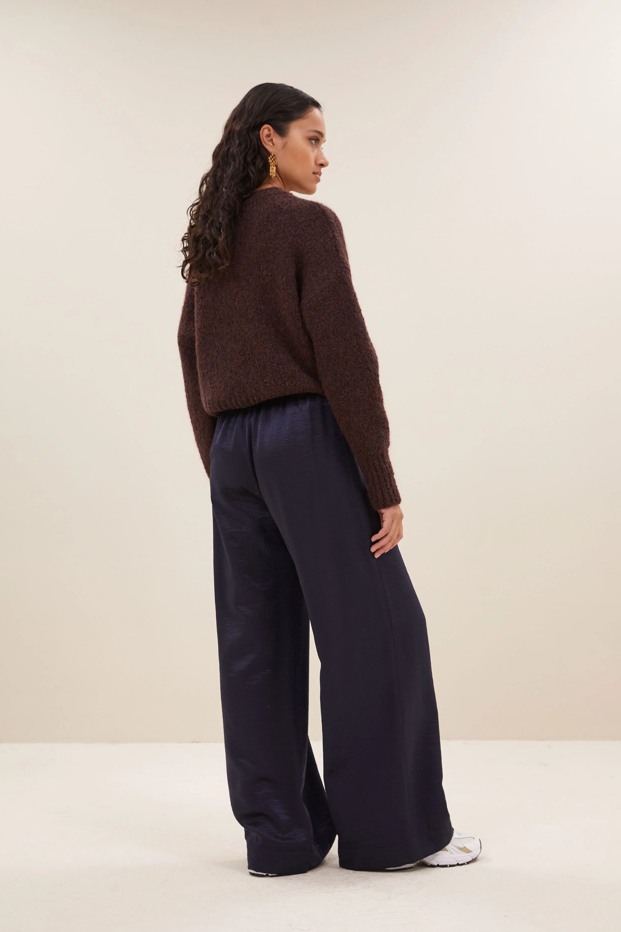 sonny bulky pullover | chocolate brown - Image 4