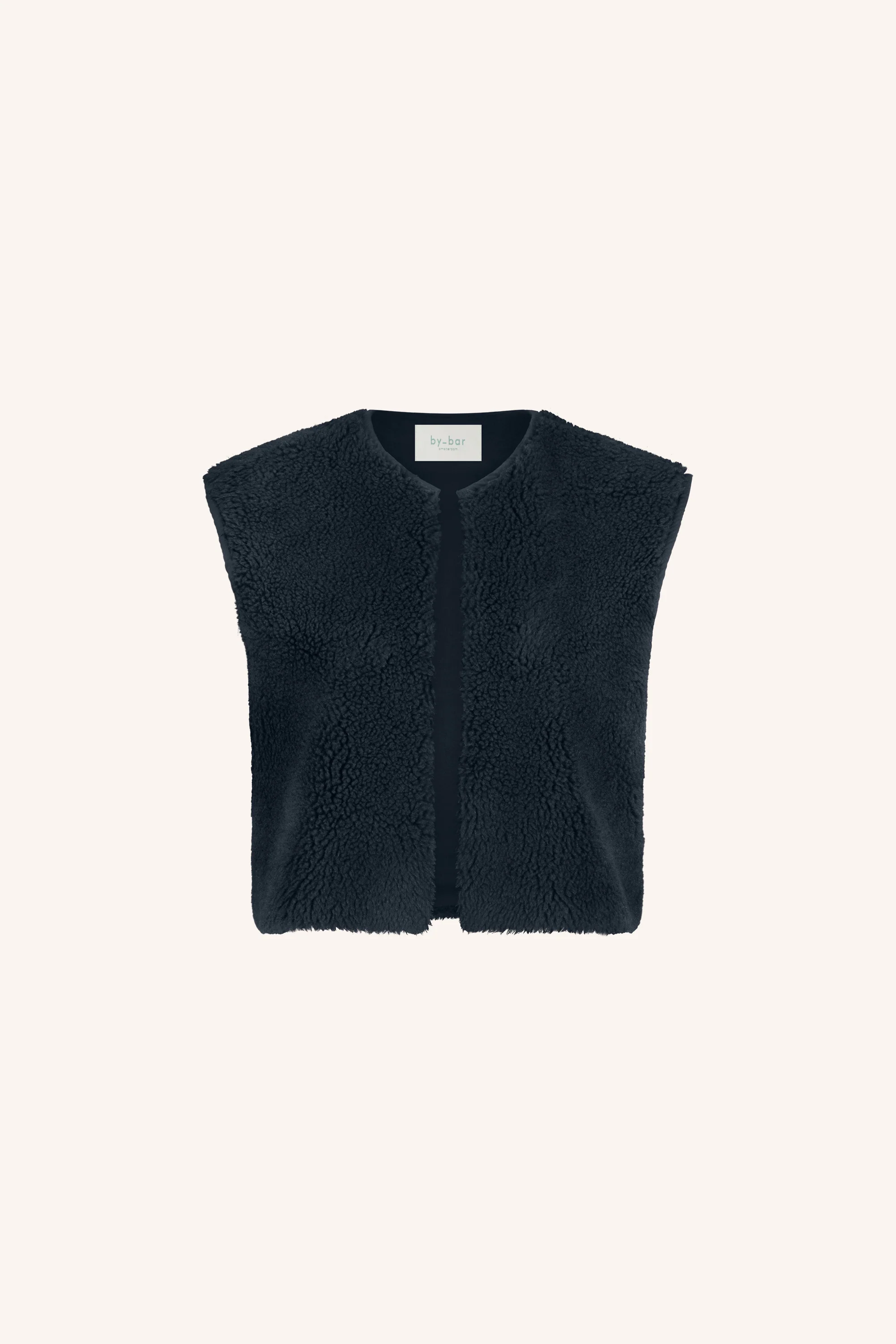 wolly midnight gilet | midnight - Image 6